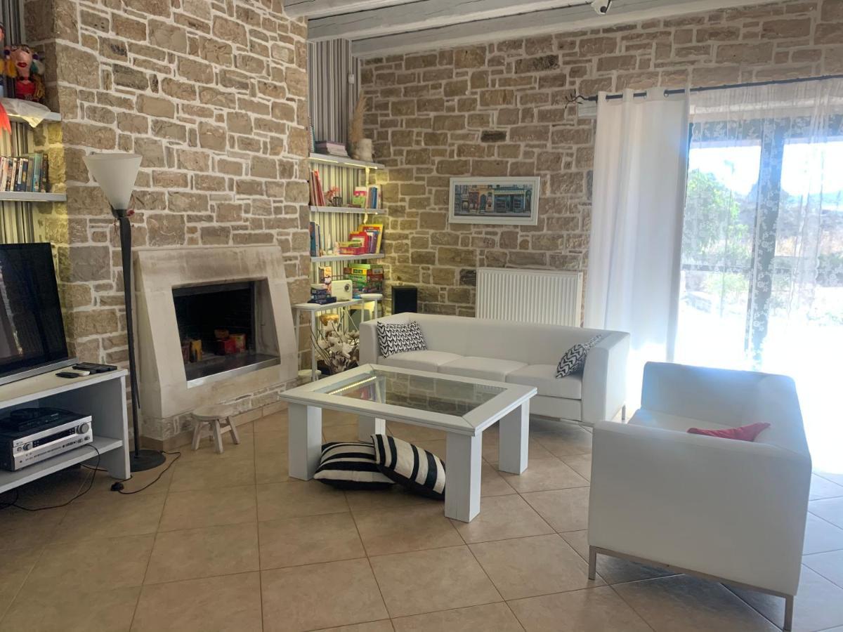 Carob Villa Moírai Esterno foto