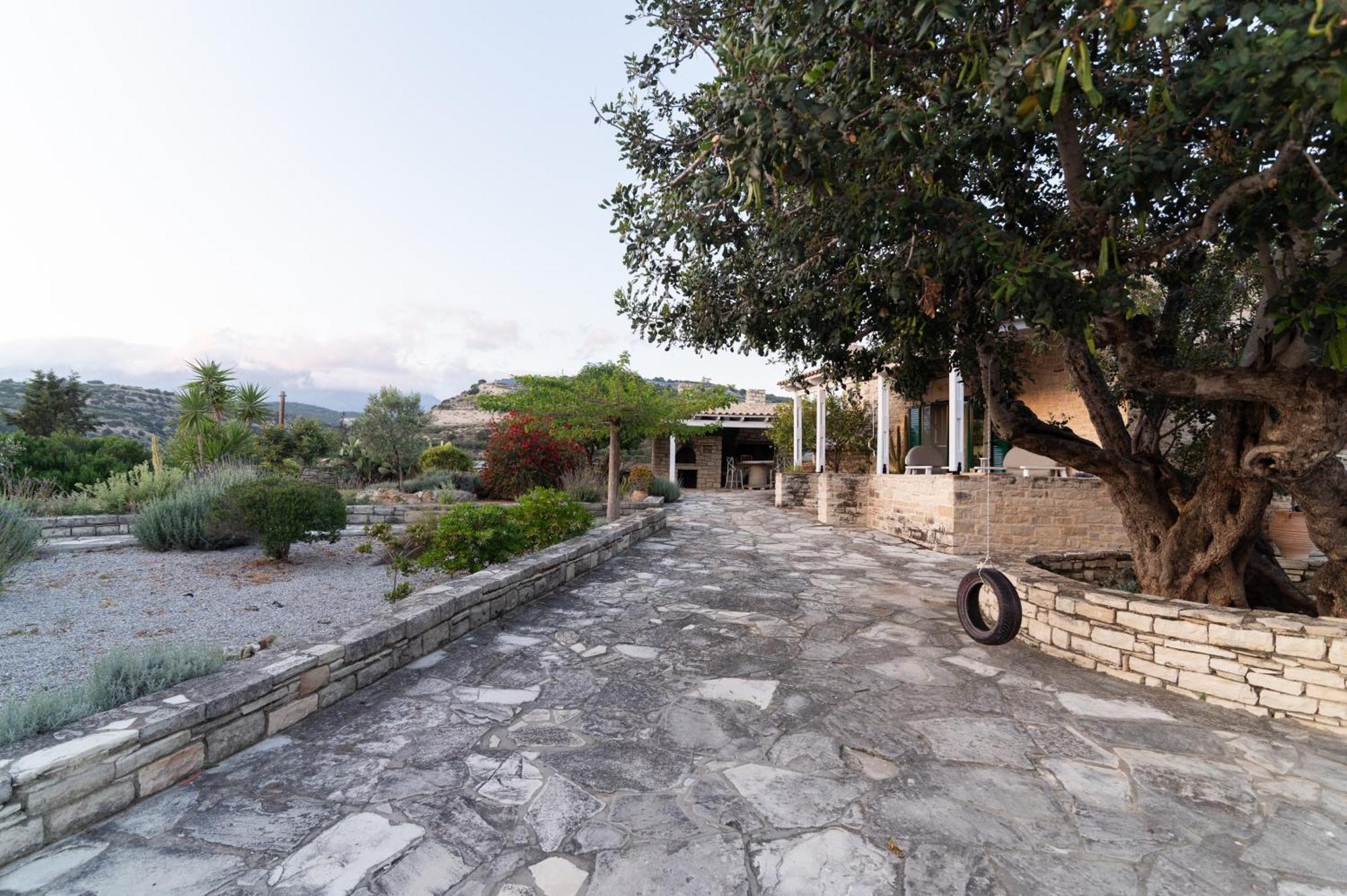 Carob Villa Moírai Esterno foto