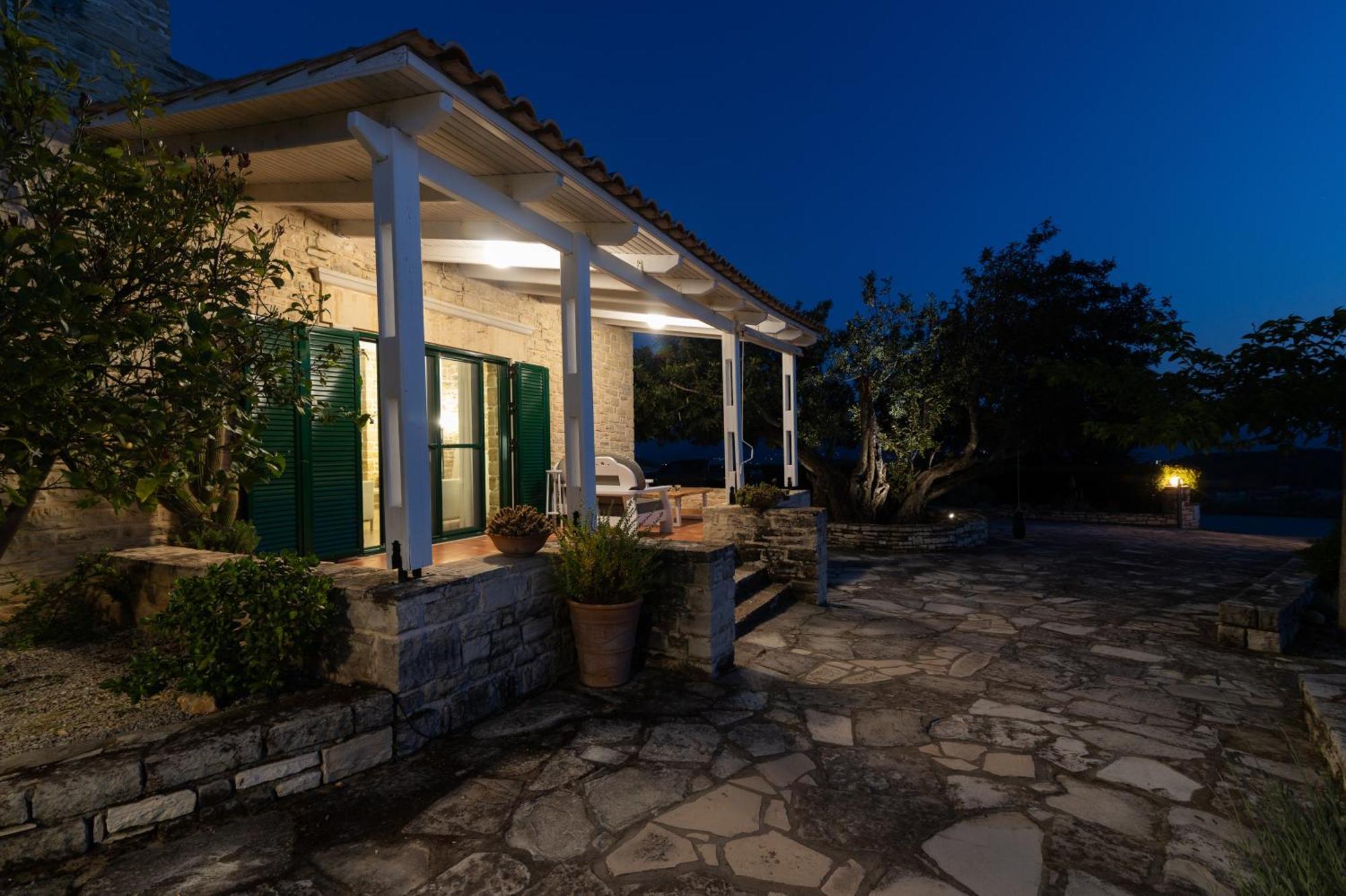 Carob Villa Moírai Esterno foto